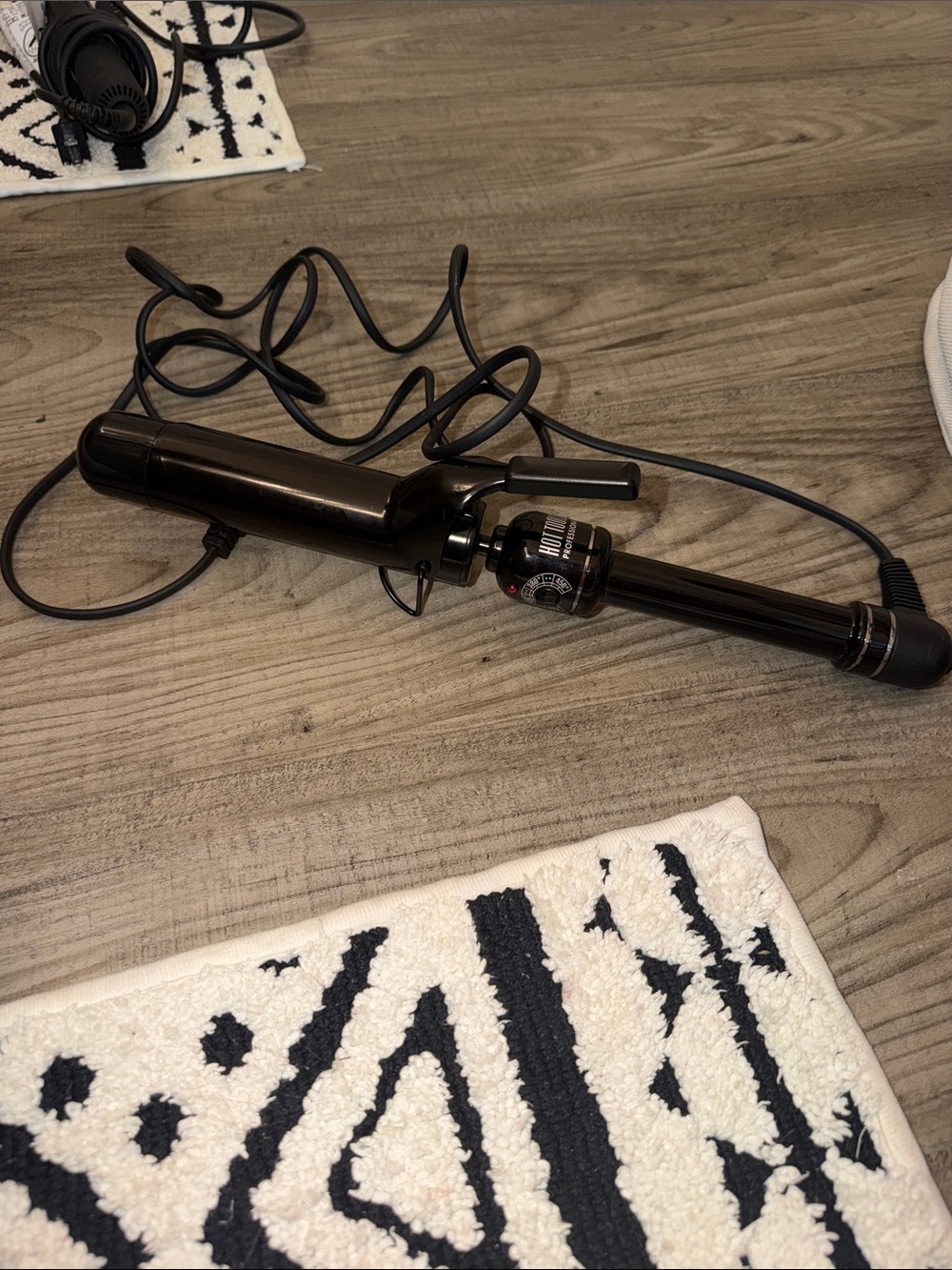 hot tools curling iron 2 inch